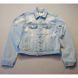 Love Tree Jean Jacket Size Medium‎ Light Washed Distressed Denim Jacket